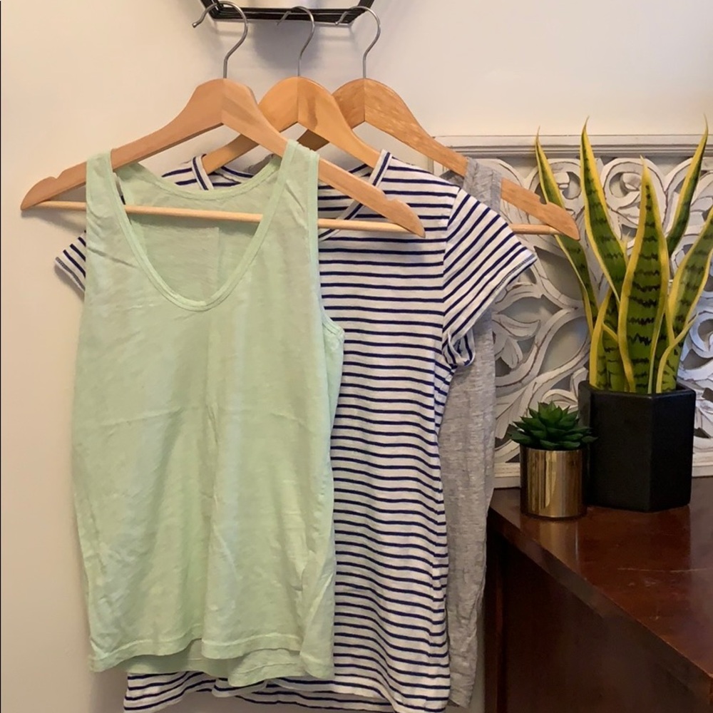 Bundle!!! 3 Jcrew tanks/tee🌿